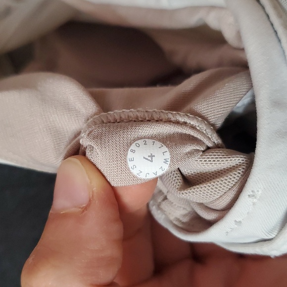 Lululemon Double Tap Bra II. Off White. Size 4. Flaw, Stains. - Picture 8 of 11